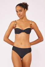 Charger l'image dans la galerie, Model Front: Blueman Haut Top Preto Chandon