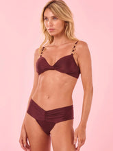 Charger l'image dans la galerie, Model Front: Blueman Bas Bottom Australia Brown