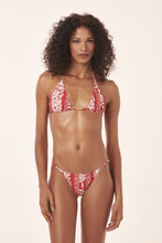 Charger l'image dans la galerie, Model Front: Blueman Haut Top Barrado-Paraiso Triangulo