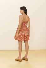 Charger l'image dans la galerie, Model Back: Blueman Mini Dress Dress Resina Brisa-Suave