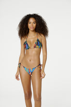 Charger l'image dans la galerie, Model Front: Blueman Bas Bottom Tahiti Tupinamba
