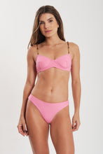 Charger l'image dans la galerie, Model Front: Blueman Bas Bottom Rosa Arriba
