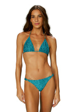 Charger l'image dans la galerie, Model Front: Blueman Bas Bottom Acqua Areal

