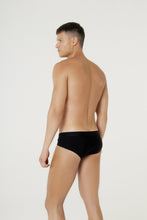 Charger l'image dans la galerie, Model Back: Blueman Sunga / Boxer Sunga Spot Lisa Preto
