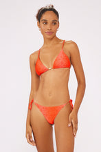 Charger l'image dans la galerie, Model Front: Blueman Bas Bottom Laranja-Barreirinhas New-Inside

