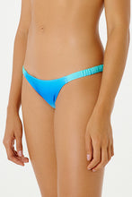 Charger l'image dans la galerie, Gallery: Blueman Bas Bottom Malibu Degrade Sky
