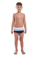 Charger l'image dans la galerie, Model Front: Blueman Maillot De Bain Garçon Sunga Army Crepusculo Fresh Marinho Inf
