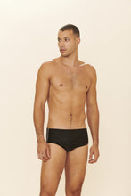 Charger l'image dans la galerie, Model Front: Blueman Sunga / Boxer Sunga Army Cairo Preto
