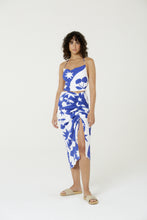 Charger l&#39;image dans la galerie, Model Front: Blueman Haut De Plage Blusa Top Cropped Degage Cerise
