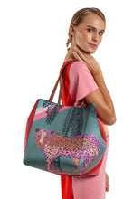 Charger l&#39;image dans la galerie, Model Front: Blueman Sac De Plage Bolsa Pacifico Florestinha
