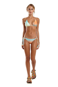 Model Front: Blueman Bas Bottom Coracao Espirito Solar