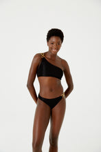 Charger l&#39;image dans la galerie, Model Front: Blueman Bas Bottom Textura Wavy Shine Preto
