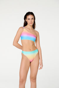 Model Front: Blueman Bas Bottom Ubatuba Rio Degrade Mentos