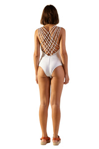 Model Back: Blueman Une Pièce Capri Off White