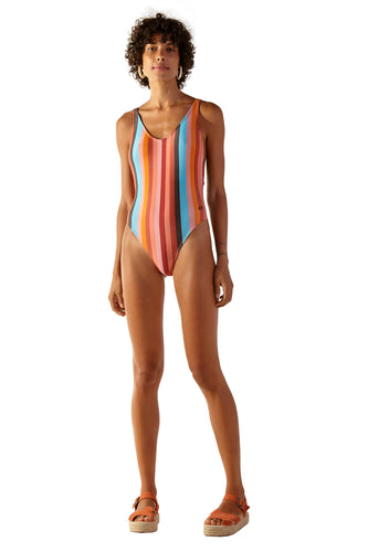 Model Front: Blueman Une Pièce Delta Palmar