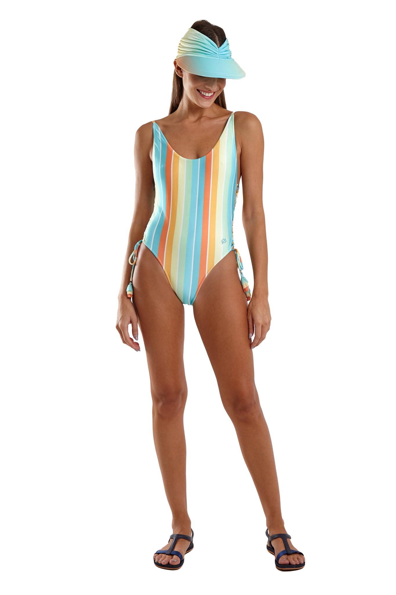 Model Front: Blueman Une Pièce Maio Betta Granita