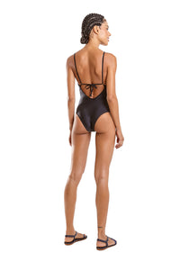 Model Back: Blueman Une Pièce Maio Fox Preto
