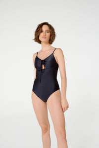 Model Front: Blueman Une Pièce Maio Malta Liso Preto