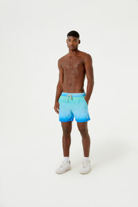 Model Front: Blueman Short De Bain Short Degrade Sky