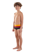 Charger l&#39;image dans la galerie, Model Front: Blueman Maillot De Bain Garçon Sunga Army Crepusculo Heat
