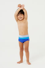 Charger l&#39;image dans la galerie, Model Front: Blueman Maillot De Bain Garçon Sunga Army Crepusculo Ver24 Azul Inf
