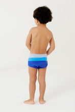 Charger l&#39;image dans la galerie, Model Back: Blueman Maillot De Bain Garçon Sunga Army Crepusculo Ver24 Azul Inf
