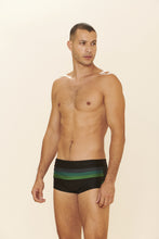 Charger l&#39;image dans la galerie, Model Front: Blueman Sunga / Boxer Sunga Army Mondello Preto
