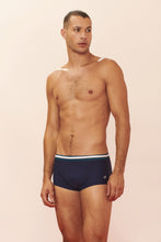 Charger l&#39;image dans la galerie, Model Front: Blueman Sunga / Boxer Sunga Army New Onassis Azul-Marinho
