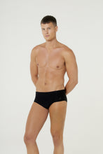 Charger l&#39;image dans la galerie, Model Front: Blueman Sunga / Boxer Sunga Country Preto
