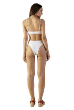 Charger l&#39;image dans la galerie, Model Back: Blueman Haut Top Light Branco
