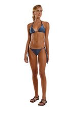 Charger l&#39;image dans la galerie, Model Front: Blueman Haut Top Liso Azul

