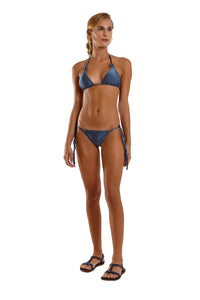 Model Front: Blueman Haut Top Liso Azul