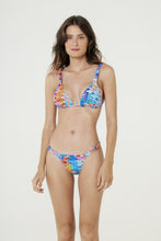 Charger l&#39;image dans la galerie, Model Front: Blueman Haut Top Malibu Escama

