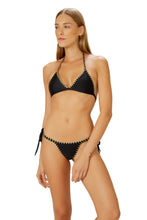 Charger l&#39;image dans la galerie, Model Front: Blueman Haut Top Preto Dance

