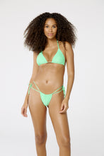 Charger l&#39;image dans la galerie, Model Front: Blueman Haut Top Wave Liso Neon Verde

